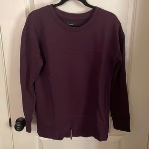 Joe’s Collection Burgundy Distressed Sweatshirt with Back Zipper Size M
